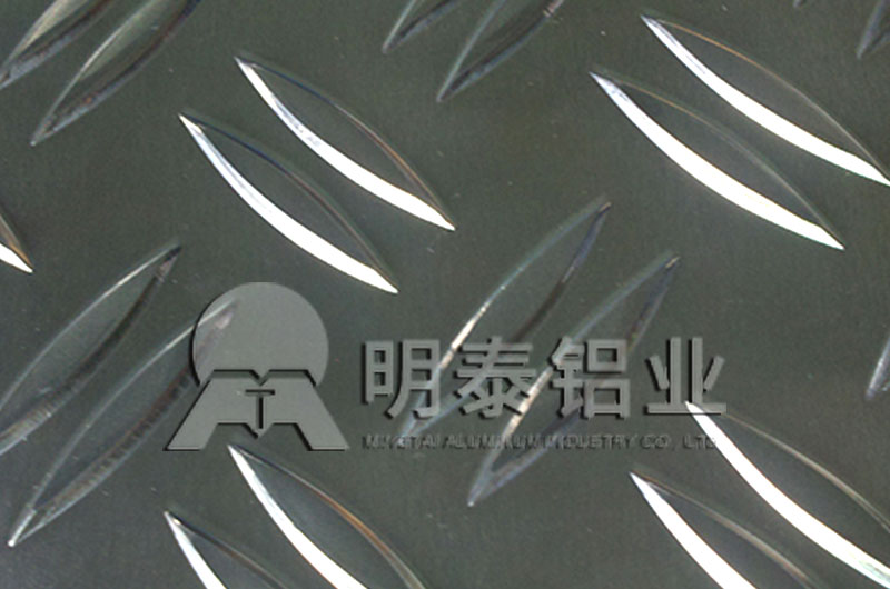 地铁|公交|楼梯防滑用两条筋花纹榴莲APP成人